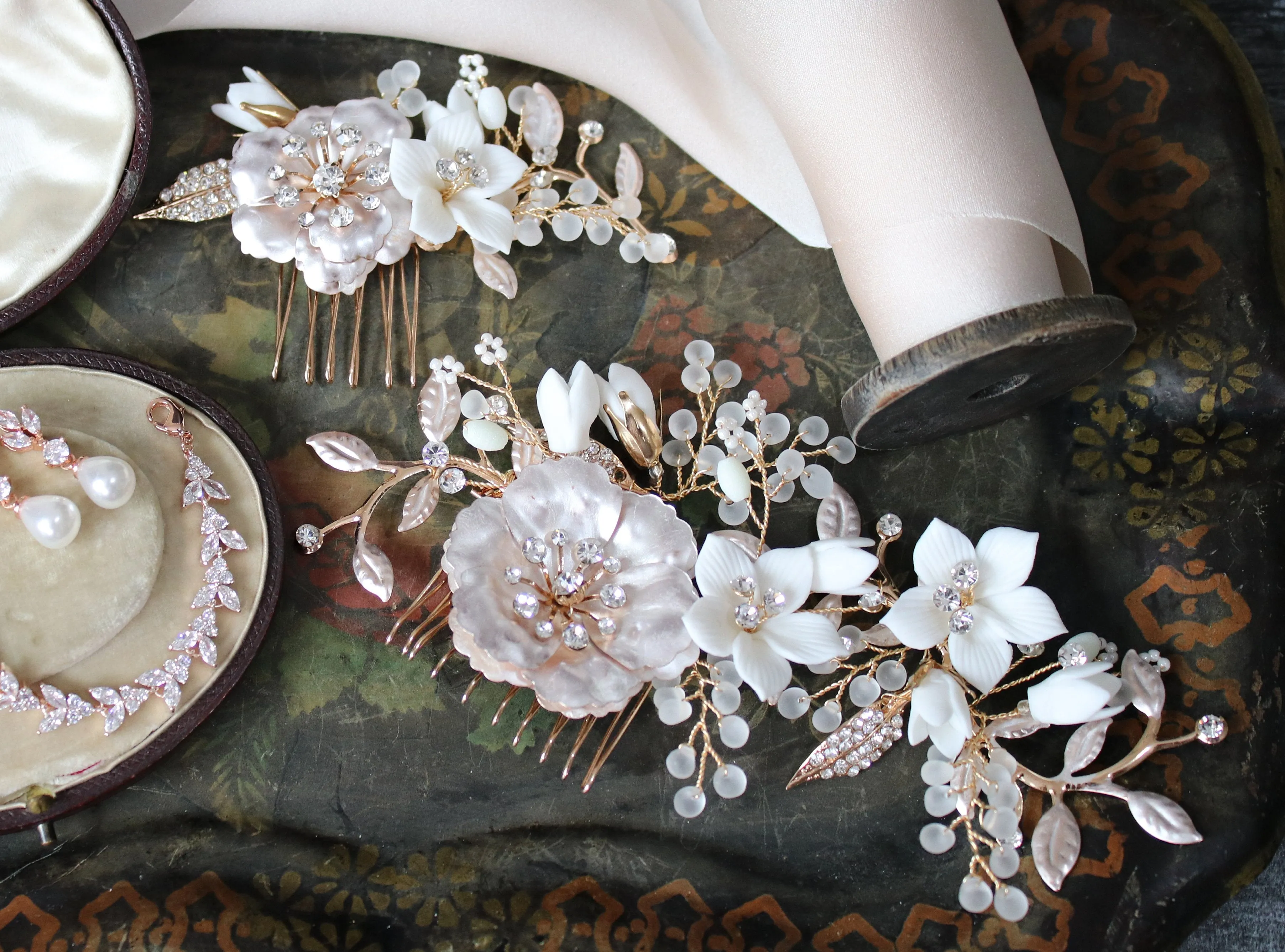 ADDISON Porcelain Floral and Crystal Wedding Headpiece Comb Set