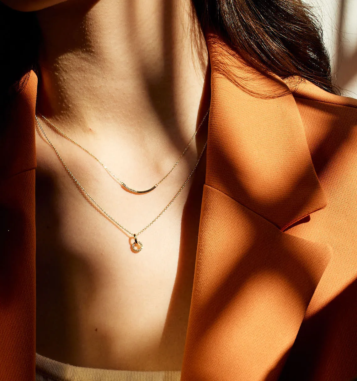 Curve Bar Diamond Necklace