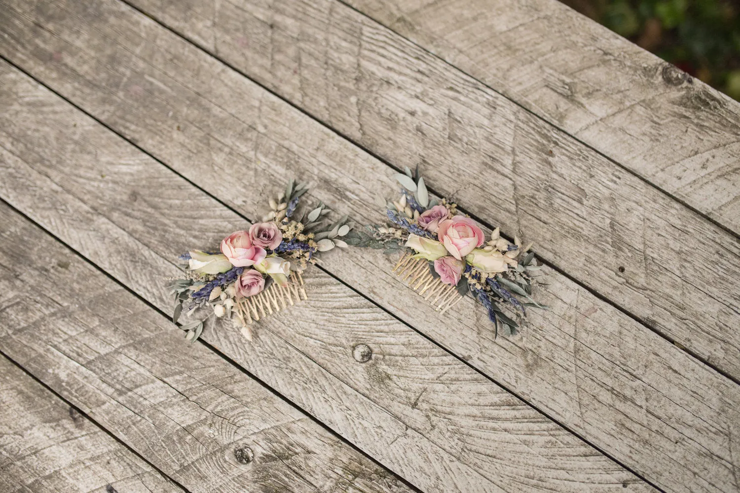 Decorative hair comb in pastel colours Wedding hair comb Floral hair comb Flower accessories Bridal hair comb Hair accessories Hair flowers