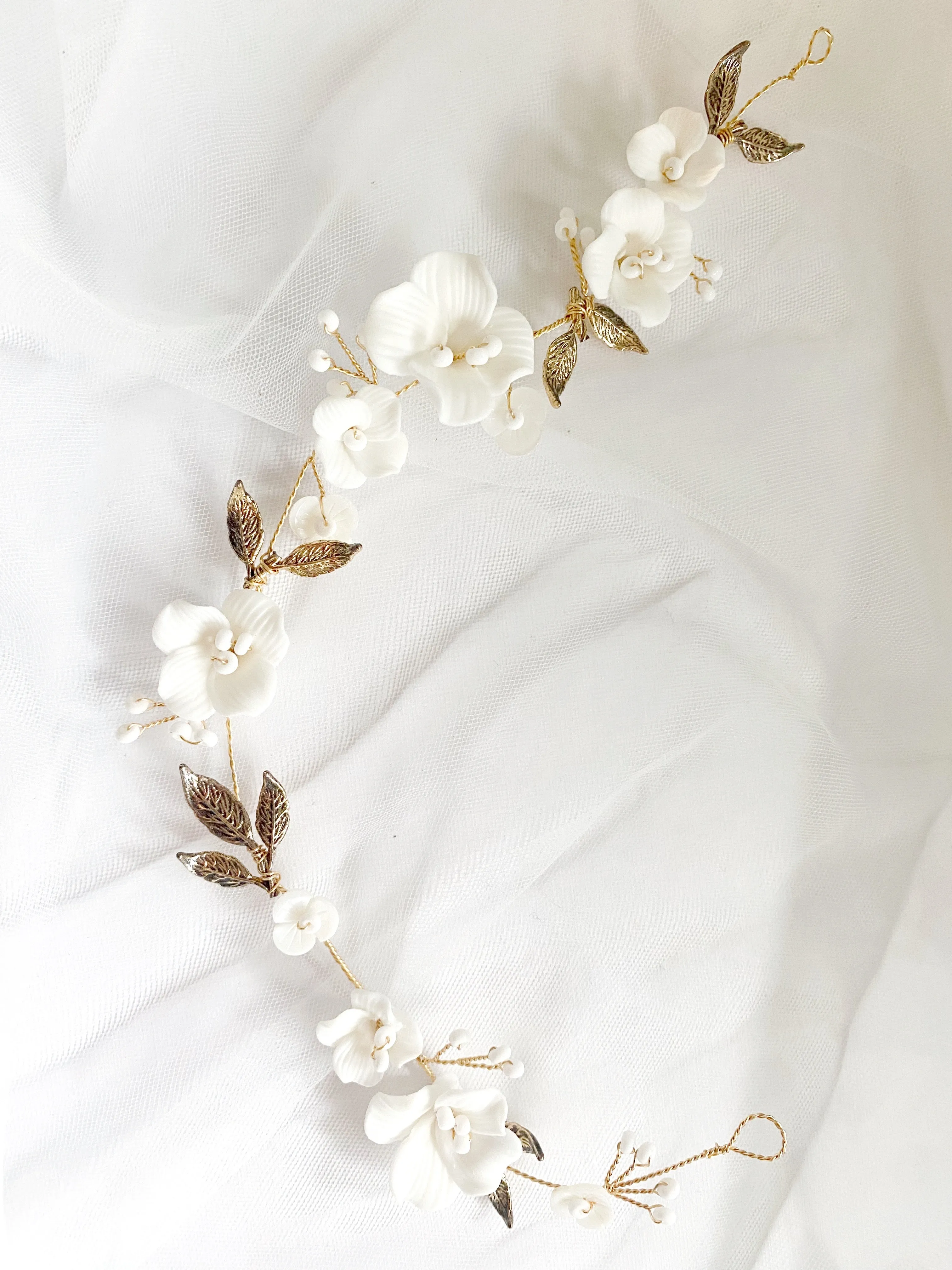 Liza Pearl Ceramic Flower Hair Vine