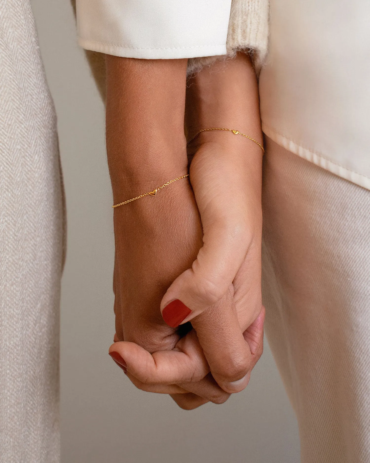 Loving Heart drop bracelet gold