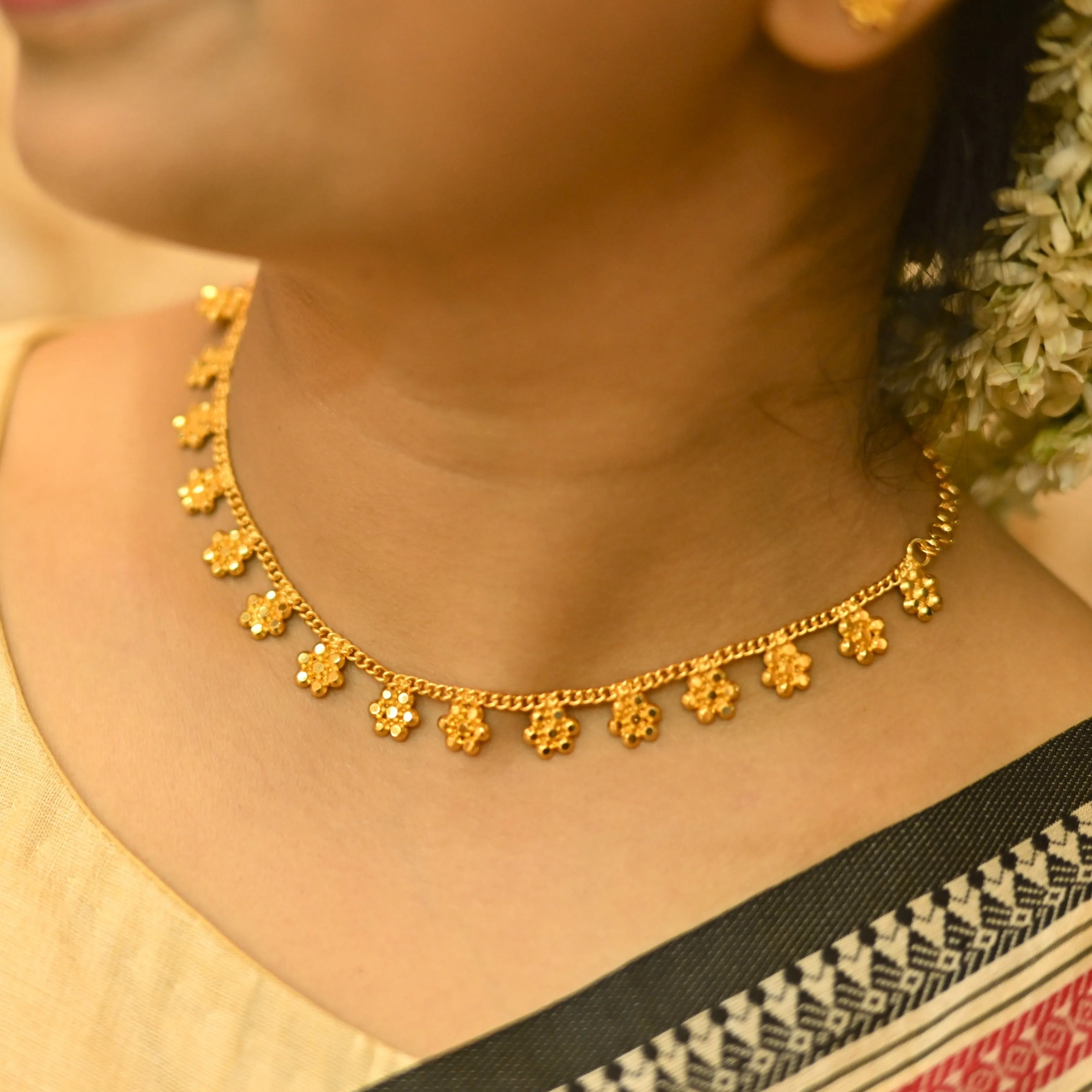 Meera - Flower Drop Chain Necklace Set