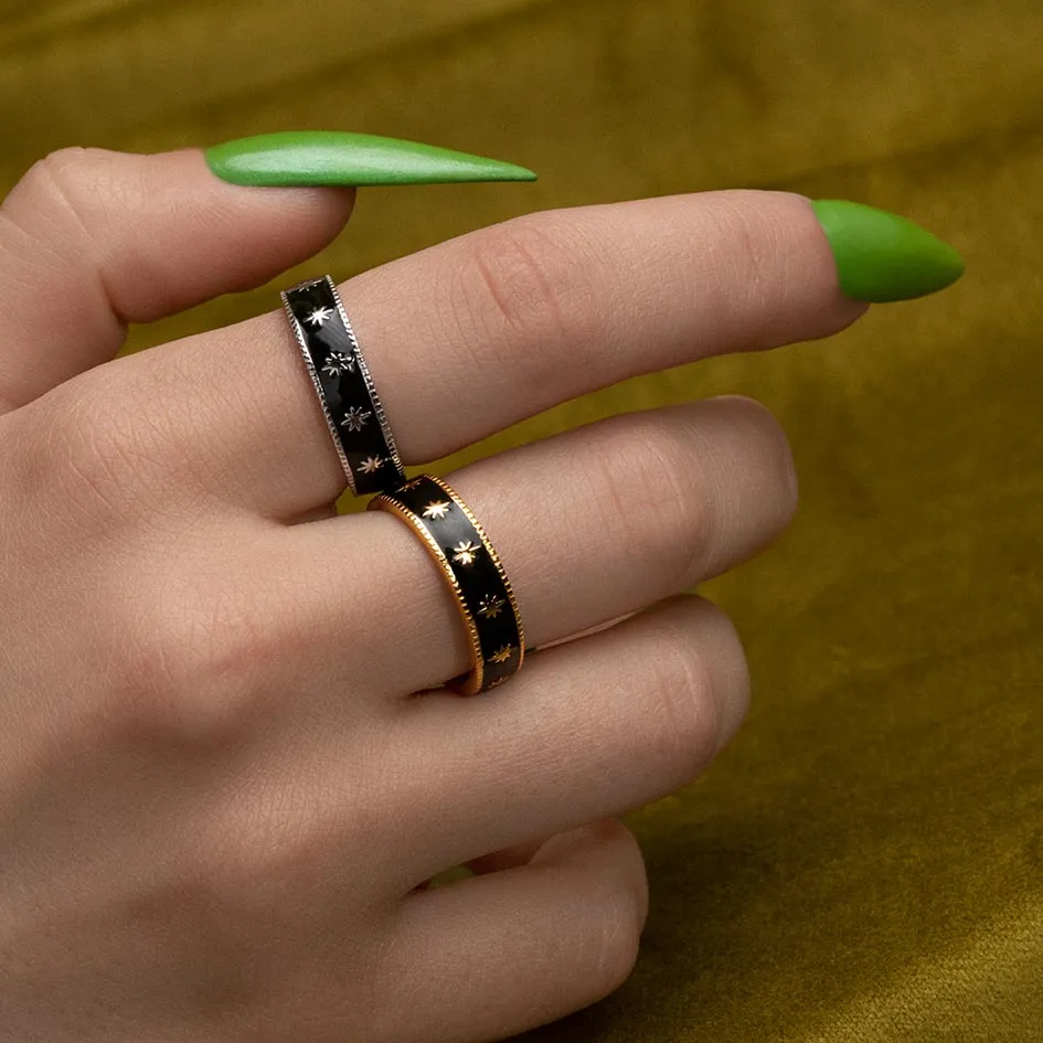 VYVIAN. Tiny Star Black Enamel Ring - Gold